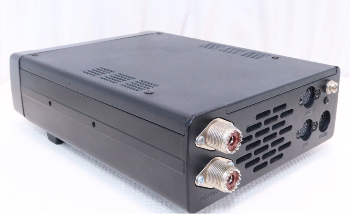 ICOM AT-180 HF~50MHz авто антенна тюнер 
