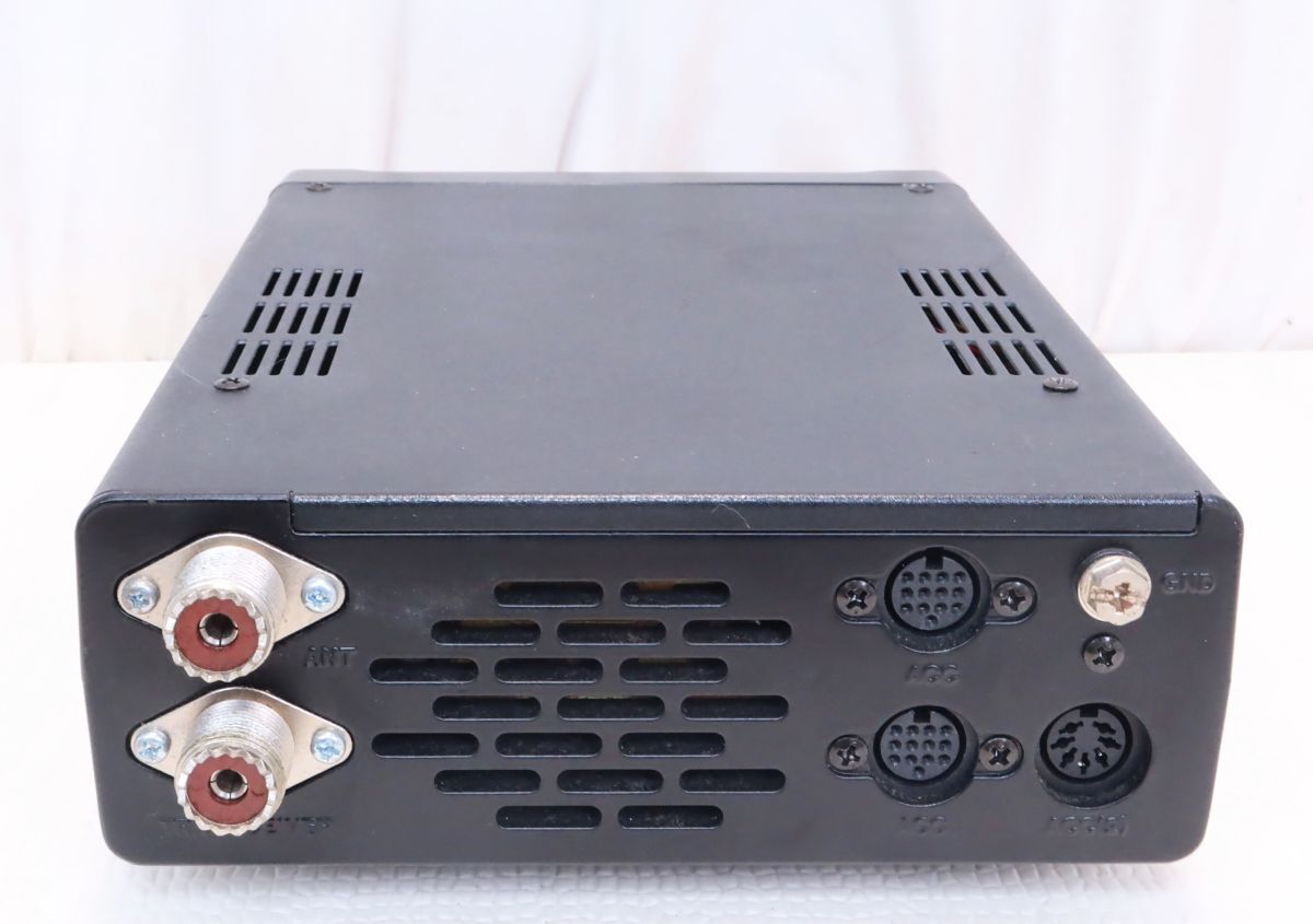 ICOM AT-180 HF~50MHz авто антенна тюнер 