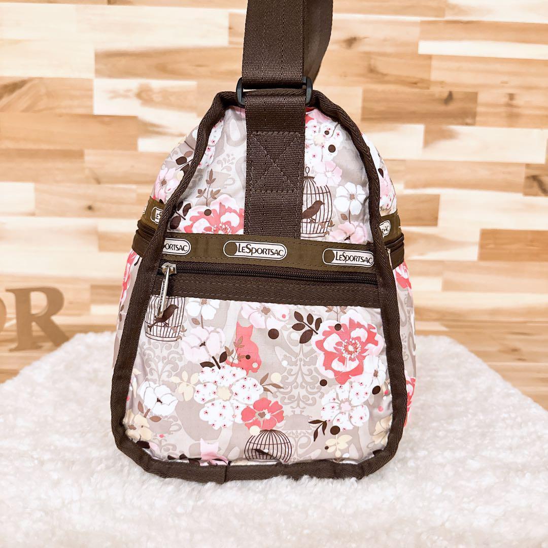 [ Le Sportsac ] цветок цветок кошка кошка рисунок сумка на плечо маленькая птица серый × розовый [HFby6PR] женский * сумка * весна лето * осень-зима [1N8Z]