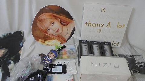 同梱可】中古品 アーティスト AAA BiSH NiziU 他 うちわ ペン