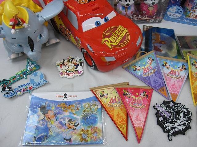 [ включение в покупку возможно ] б/у товар Disney Dumbo The Cars 40 годовщина Mickey minnie др. Popcorn ковш нашивка значок 