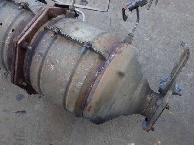 r761-36 ★ 粒子抑制裝置 マフラー サイレンサー DPF いすゞ エルフ NPR85 2-3