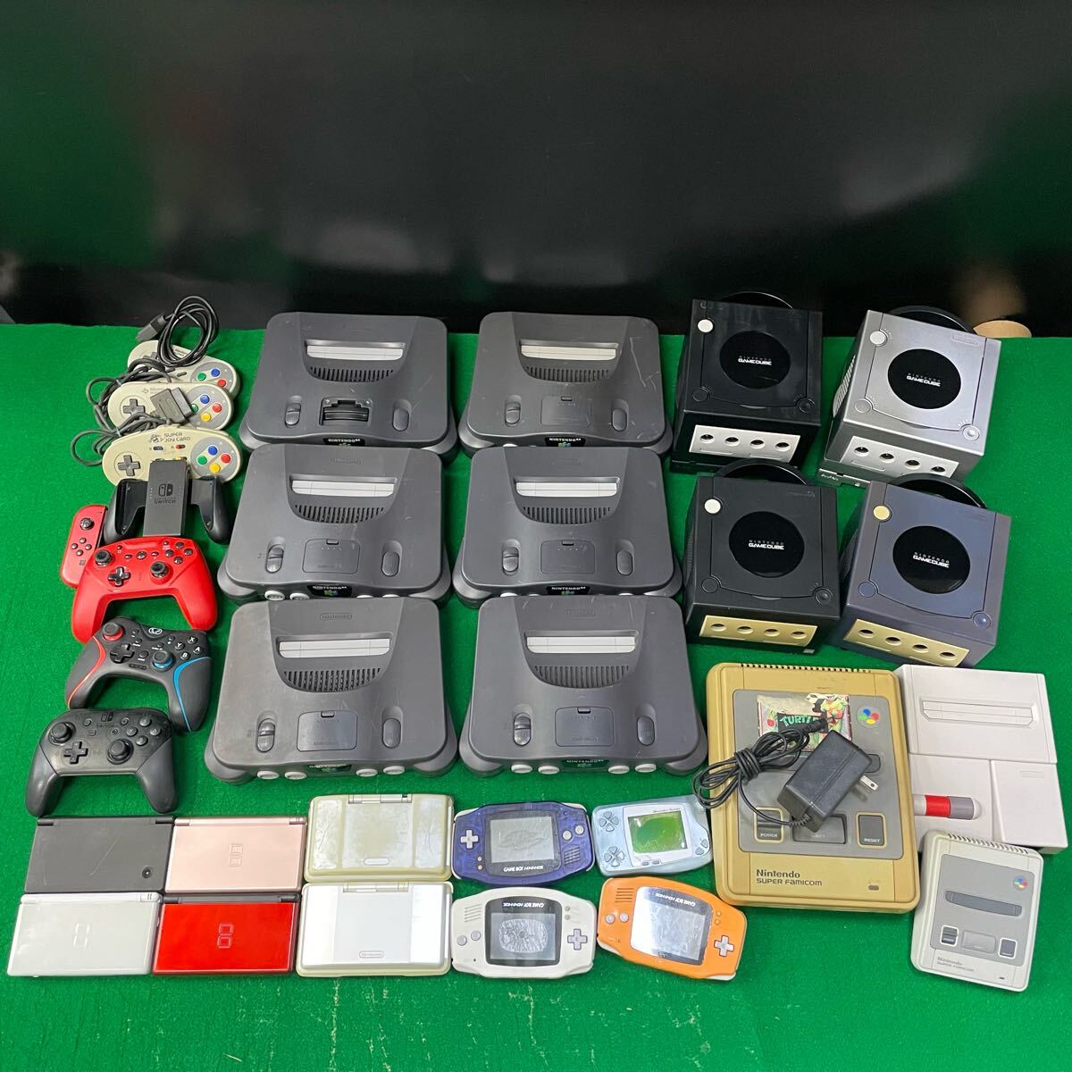 ★☆動作未確認/現(xiàn)狀渡し 任天堂/Nintendo ゲーム機本體まとめ ゲームキューブ/64/ゲームボーイアドバンス/DS/DS LITE など ジャンク扱い