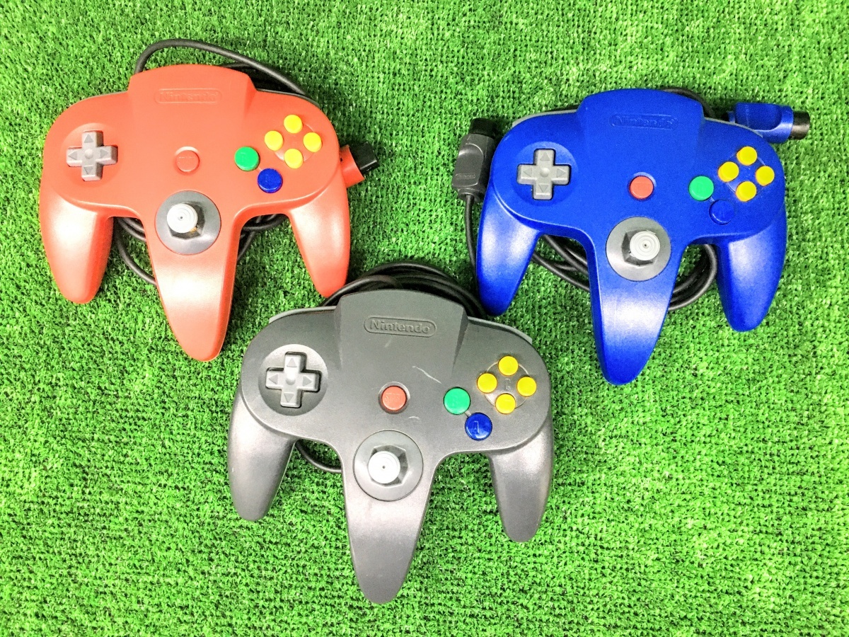 中古品 Nintendo 任天堂 Nintendo64 NUS-001 ※本體+ACアダブタ+AVケーブル+コントローラー3個(gè)+カセット15本セット