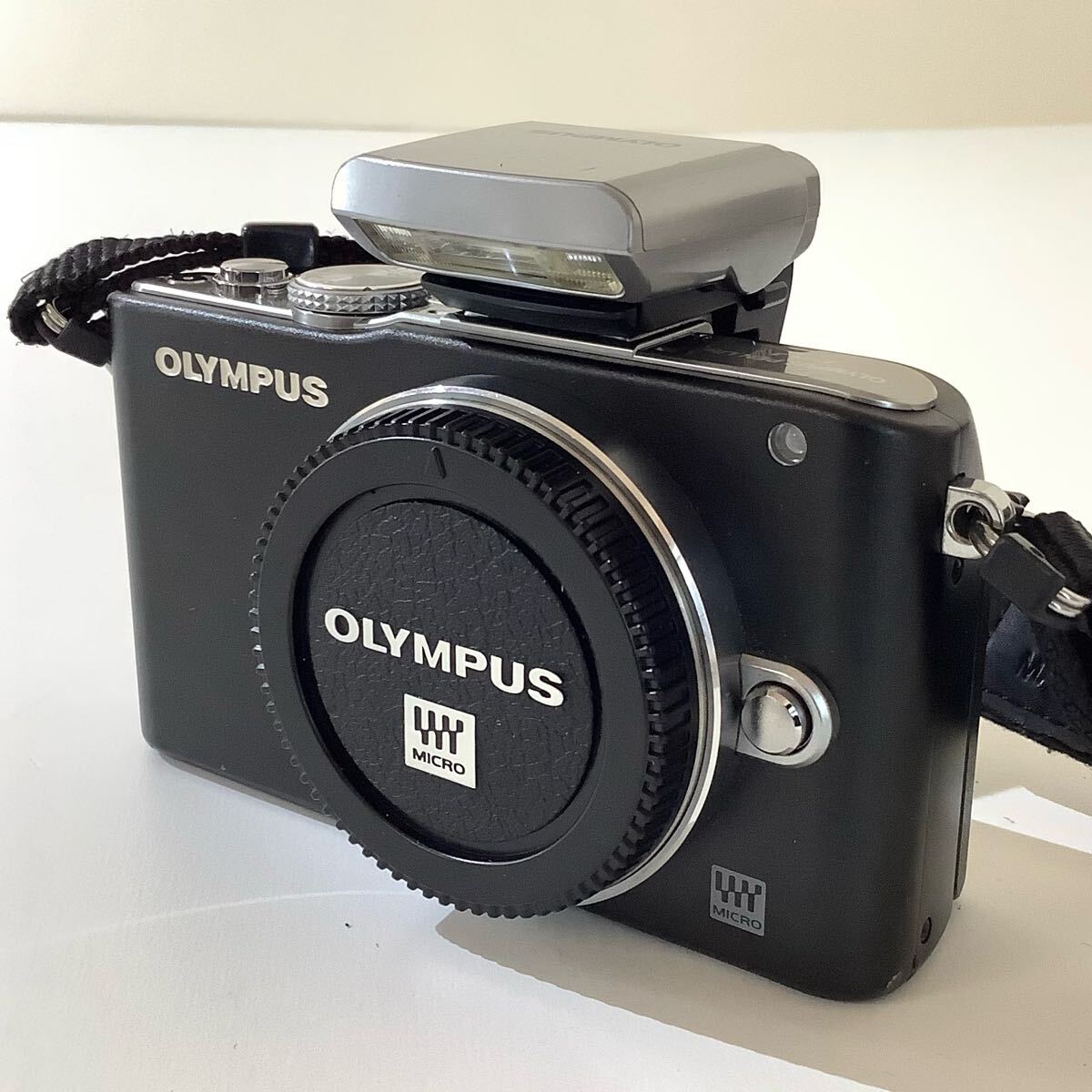 【動作品】OLYMPUS ミラーレス一眼カメラ PEN Lite E-PL3 ブラック＋レンズ 14-42mm F3.5-5.6 II R MSC＋40-150mm F4-5.6 R ED MSC 中古品