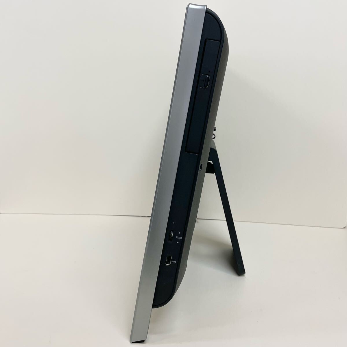 NEC VALUESTAR 一體型PC VN370F PC-VN370FS6B ファインブラック Celeron B800 1.50GHz HDD1TB メモリ4GB 20インチ