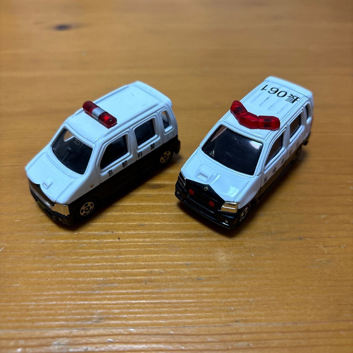 アピタ限定 トミカ パトカー 京都府警 長崎県警 スズキ ワゴンR RR 軽自動車 ミニパト 1/57 1/56 箱無し ダイキャスト ミニカー 警察車両