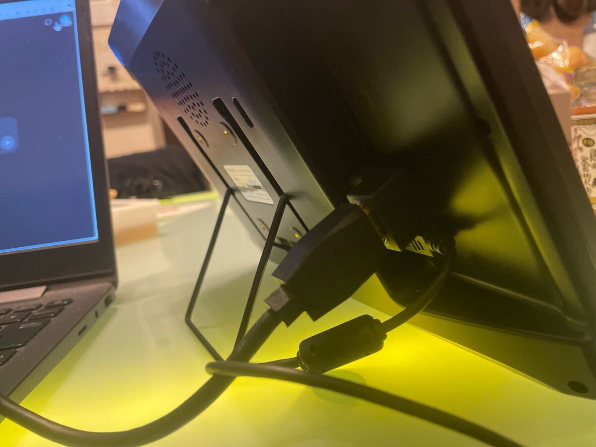 PC サブモニター　軽量　HDMI 縦畫(huà)面にも