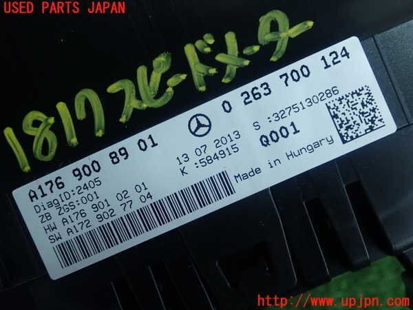 5UPJ-18176170]ベンツ A180 V177(176042)スピードメーター 中古