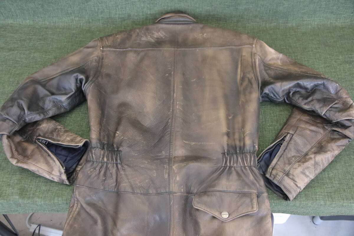 あ//Q0248 KUSHITANI クシタニ　レザー　レーシングスーツ　革つなぎ　ツナギ　ライダースーツ　本革　Mサイズ　ブラウン系