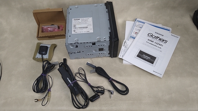 メモリーナビ ホンダ ギャザーズ VXM-152VFi QY-7500H-A 地デジ受信 DVD再生　Bluetooth セキュリティーカード付き　地図2017年　