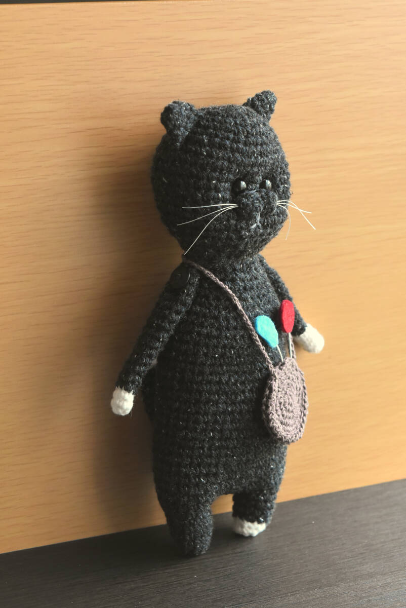 ｜ハンドメイド｜あみぐるみネコさん｜くろちゃん｜BLK