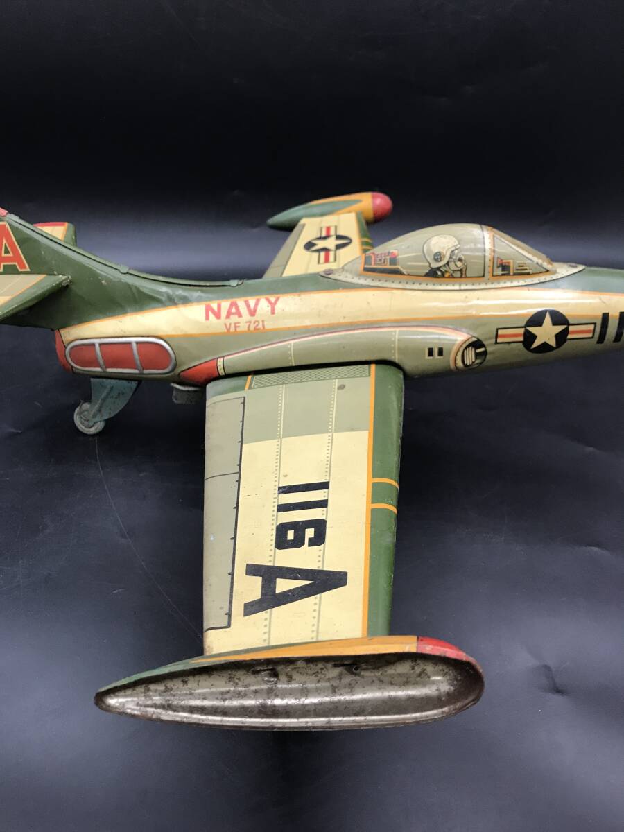 0623-08◆増?zhí)镂?ブリキ アメリカ海軍 戦闘機(jī) 軍用機(jī) フリクション VF721 破損あり 昭和レトロ 當(dāng)時(shí)物