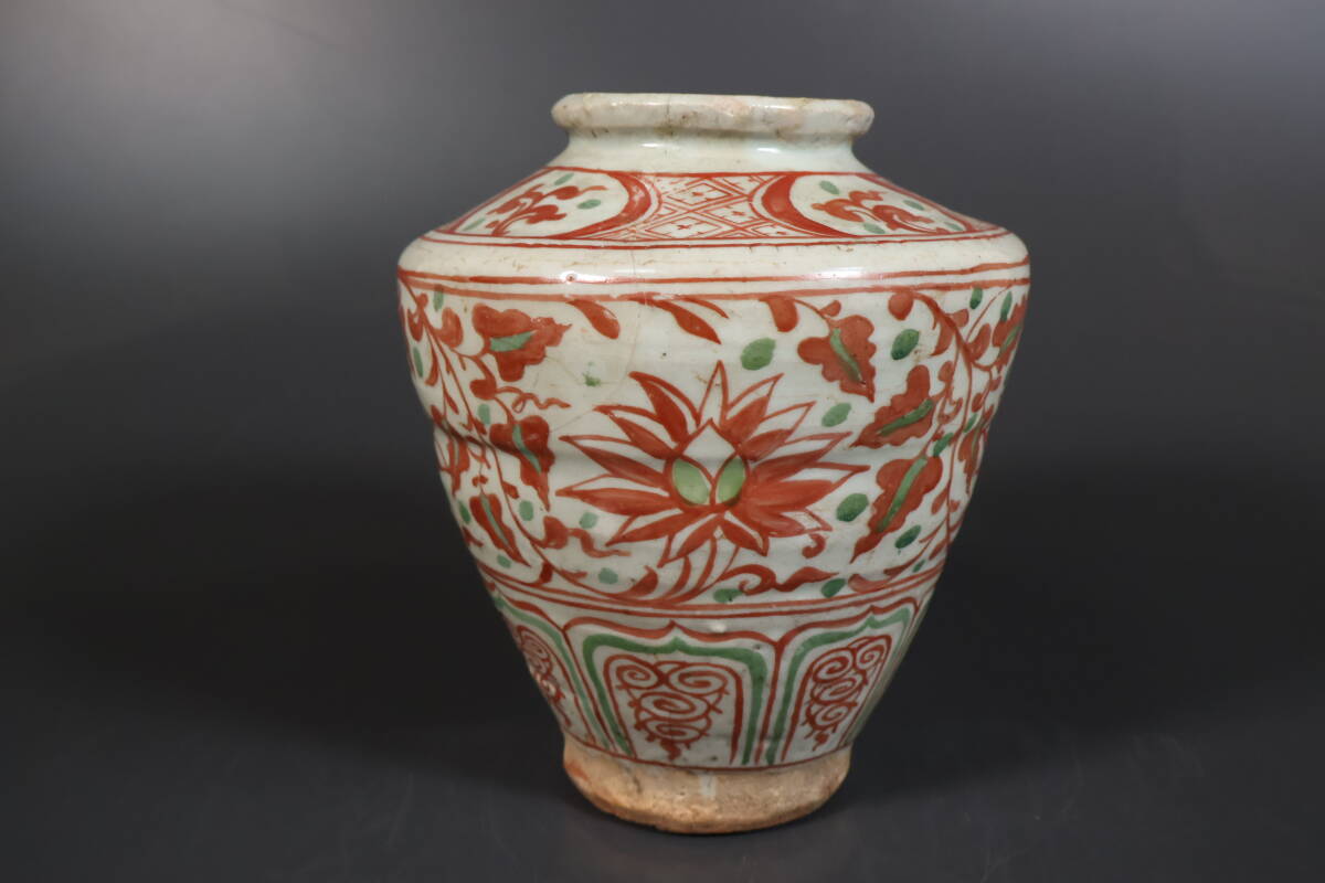 【和】(A2891)　時代古作　唐物　古赤絵花文壺　南京赤絵　保管箱有_画像2