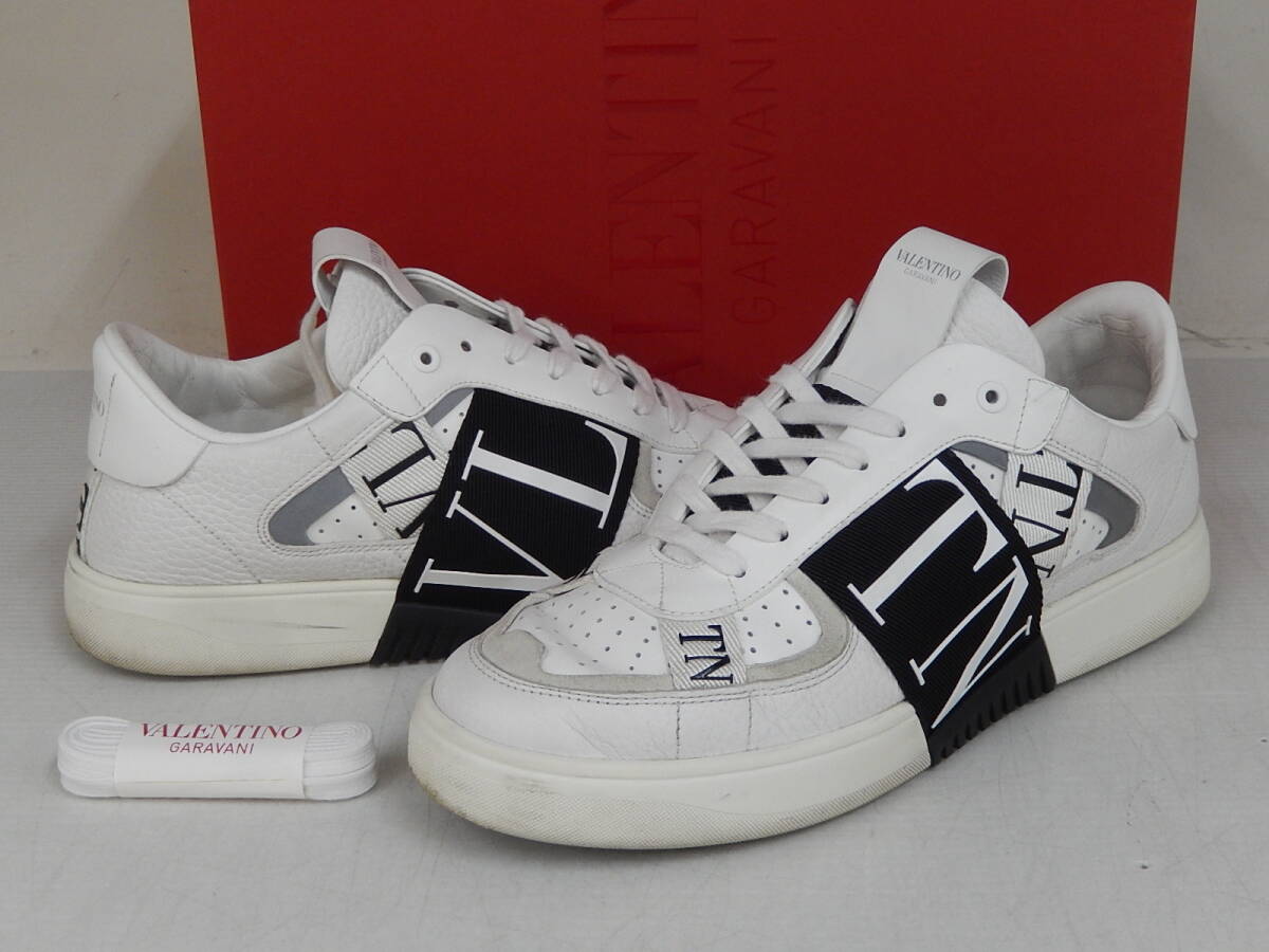 【注目】VALENTINO GARAVANI シグネチャー レザースニーカー VALENTINO GARAVANI VLTN ロゴ レザー スニーカー ホワイト