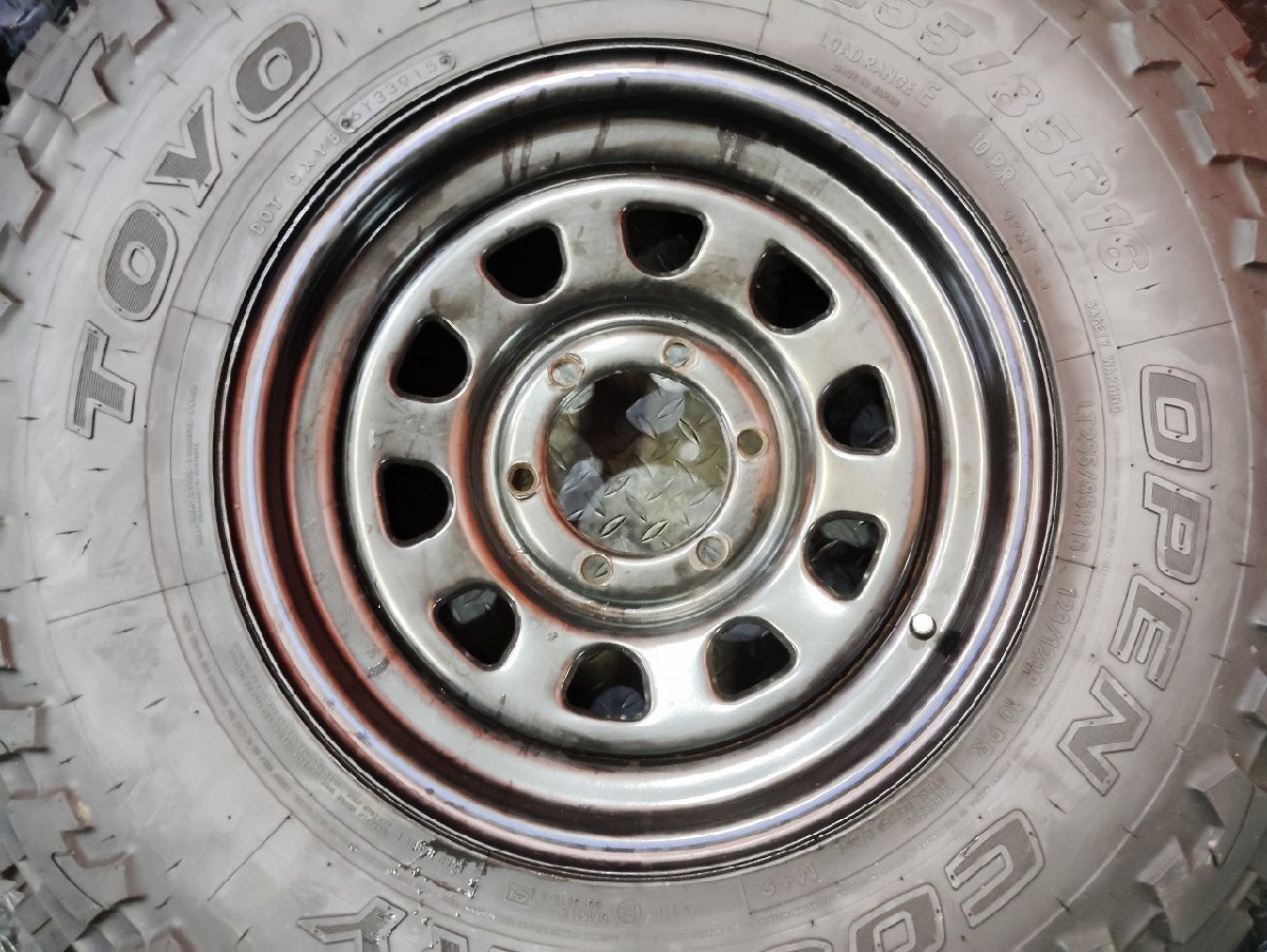 【TOYO OPENCOUNTRY M/T LT255/85R16 123/120P 10PR】夏タイヤ【デイトナ 16インチ 6.5J6HPCD139.7+38】バリ溝　(VTY974)