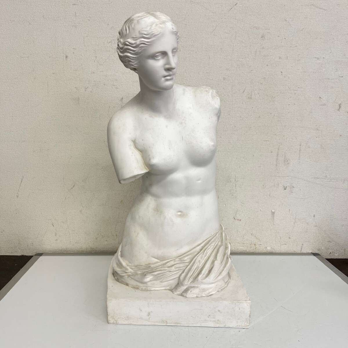 ミロのヴィーナス 石膏像(半身像)✴︎ 高さ63cm ミロのヴィーナス 半身像 石膏像 高さ約63cm 西洋彫刻 オブジェ