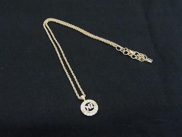 ■美品■ NINA RICCI ニナリッチ ロゴモチーフ ラインストーン ネックレス ペンダント アクセサリー レディース ゴールド系 DH8288