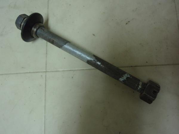 HQ1754 メイト50(12V)/Mate フロントアクスルシャフト V50-7282