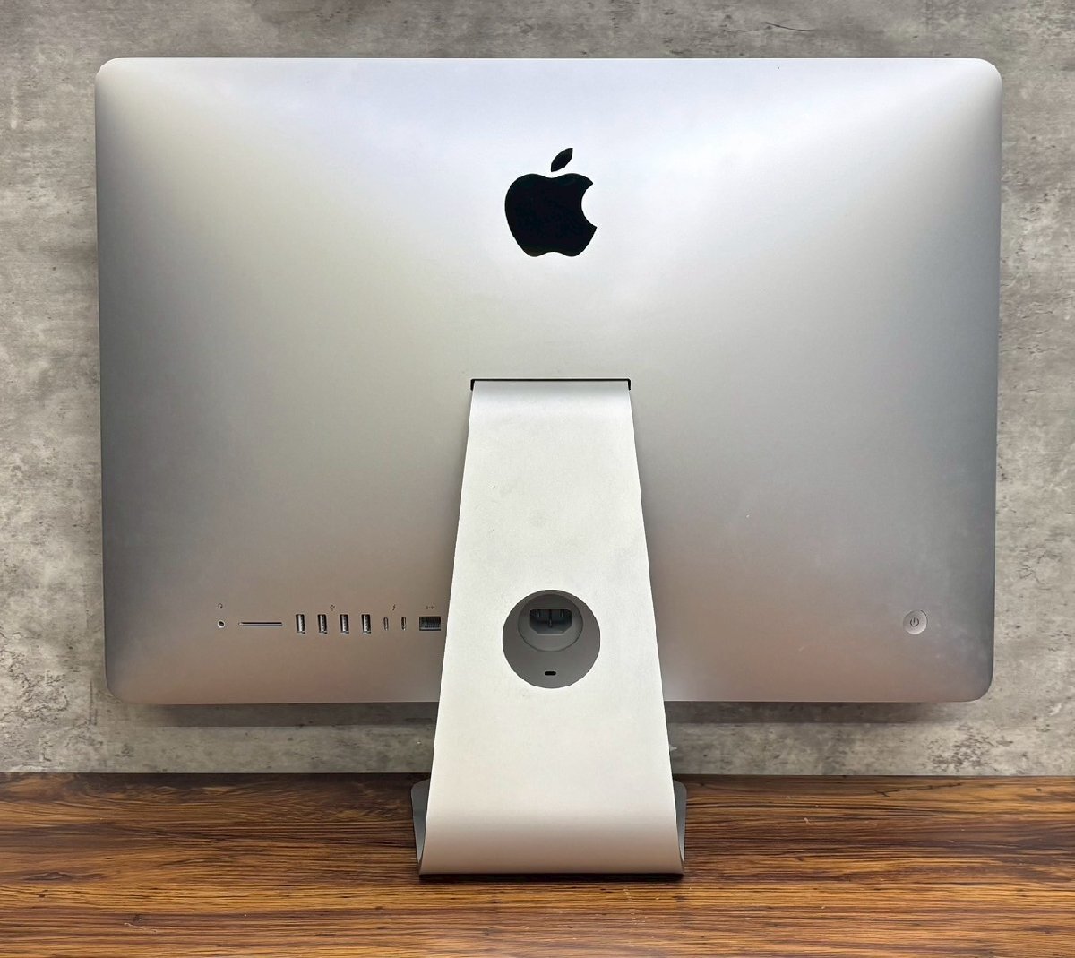 1 иен ~ *Apple iMac / Core i5 7360U (2.30GHz) / память 8GB / HDD 1TB / SSD 28GB / 21.5 type полный HD / macOS Ventura 13.7.6 / A1418