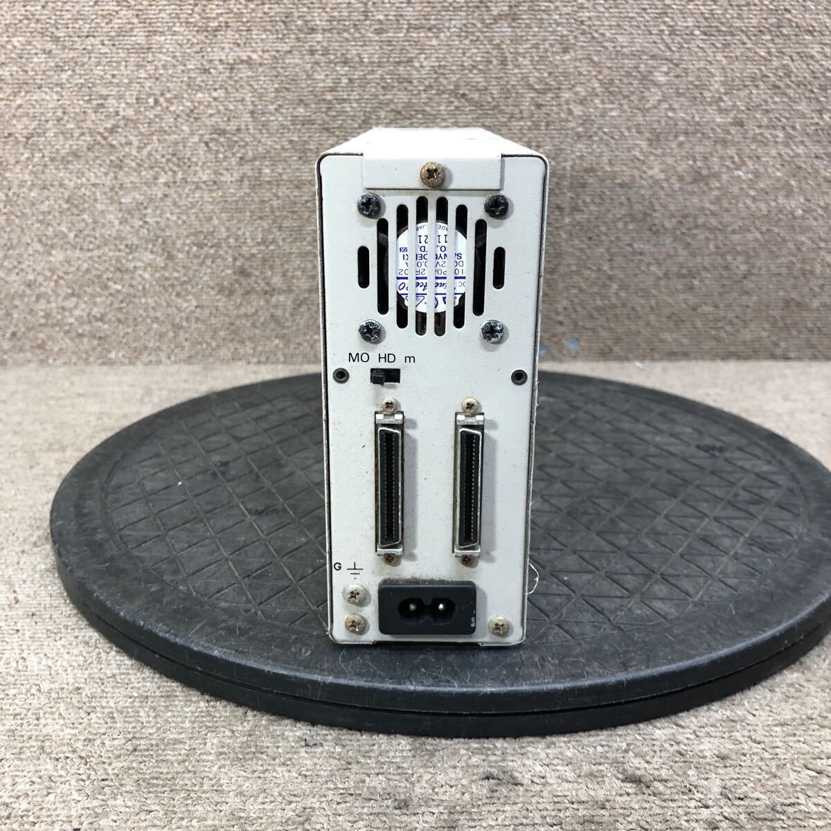 98-1420 激安 レトロPC パーツ 外付け 3.5インチMOドライブ 230MB 緑電子 UM-423R 倍密光磁気ディスクユニット 通電.電源オン.オフok junk
