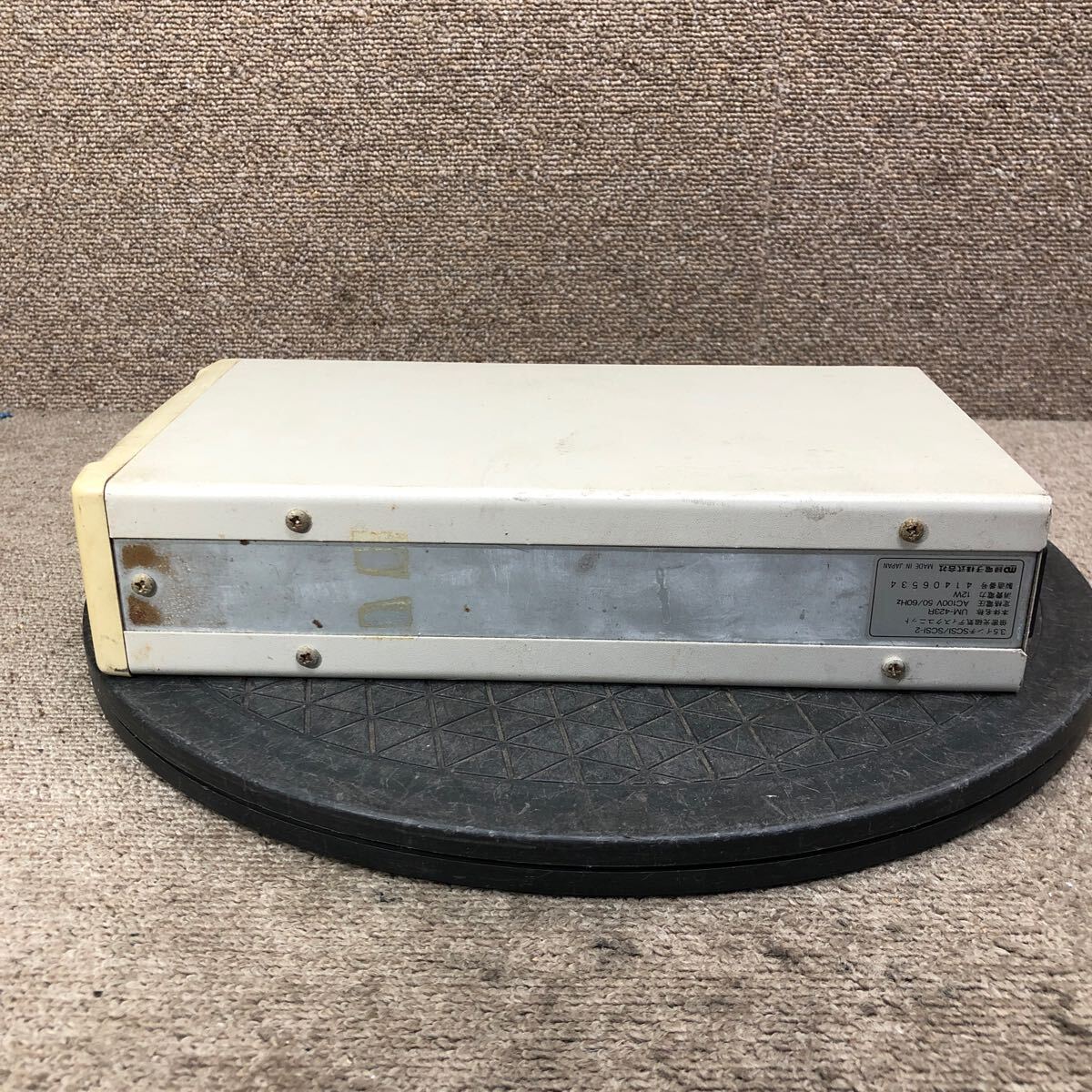 98-1420 激安 レトロPC パーツ 外付け 3.5インチMOドライブ 230MB 緑電子 UM-423R 倍密光磁気ディスクユニット 通電.電源オン.オフok junk