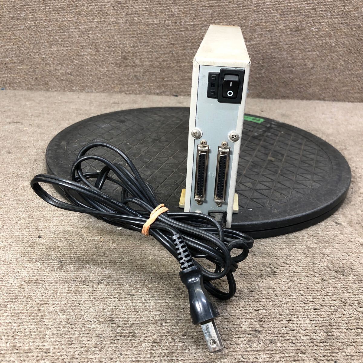 98-1461 激安 レトロPC パーツ 外付けHDD ユニット IO DATA HDVS-U2.1G/AP SCSI 通電.電源オン.オフok HDD無し ジャンク