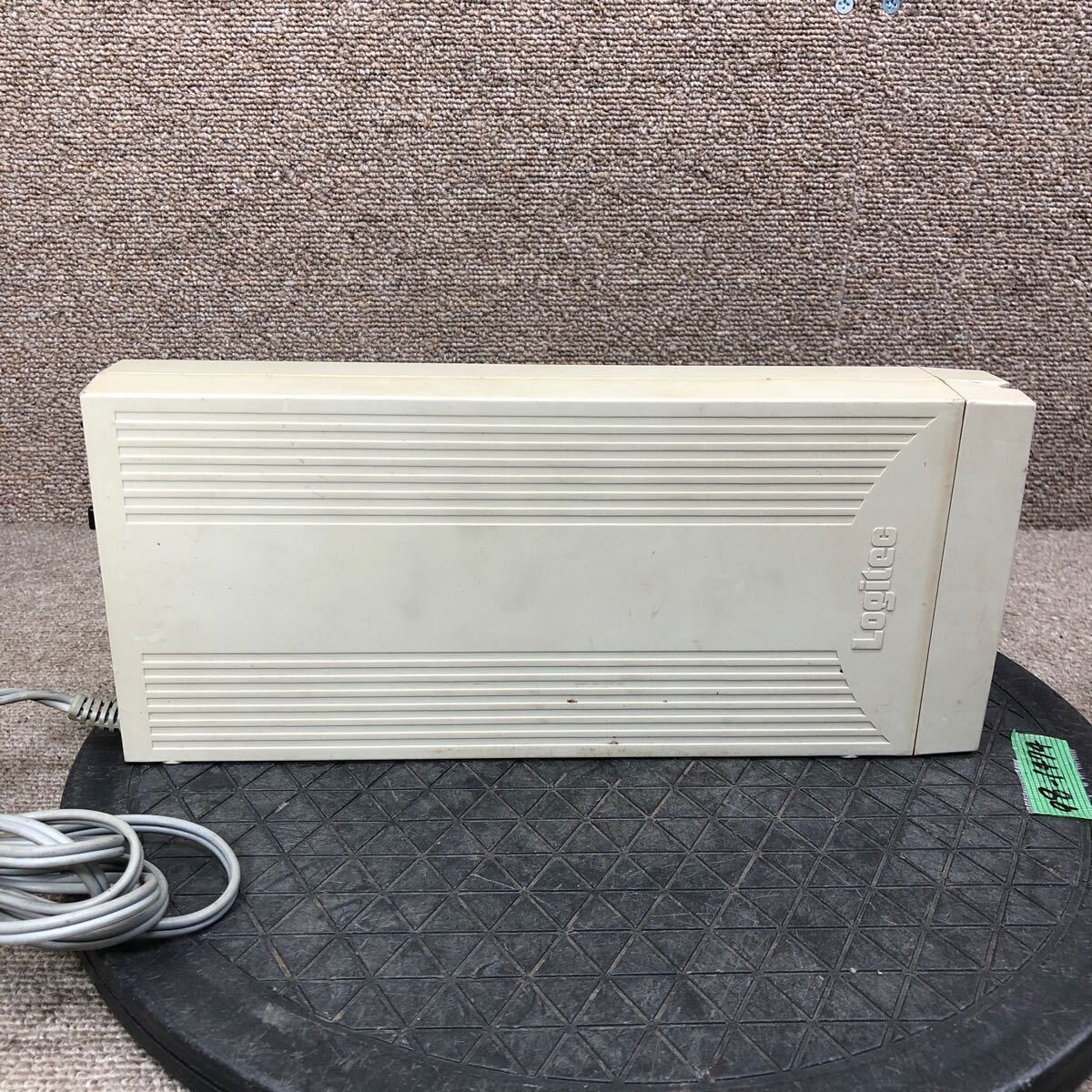 98-1474 激安 レトロPC パーツ 外付け 3.5インチMOドライブ ユニット Logitec LMO-643F 640MB SCSI 通電.電源オン.オフok ジャンク