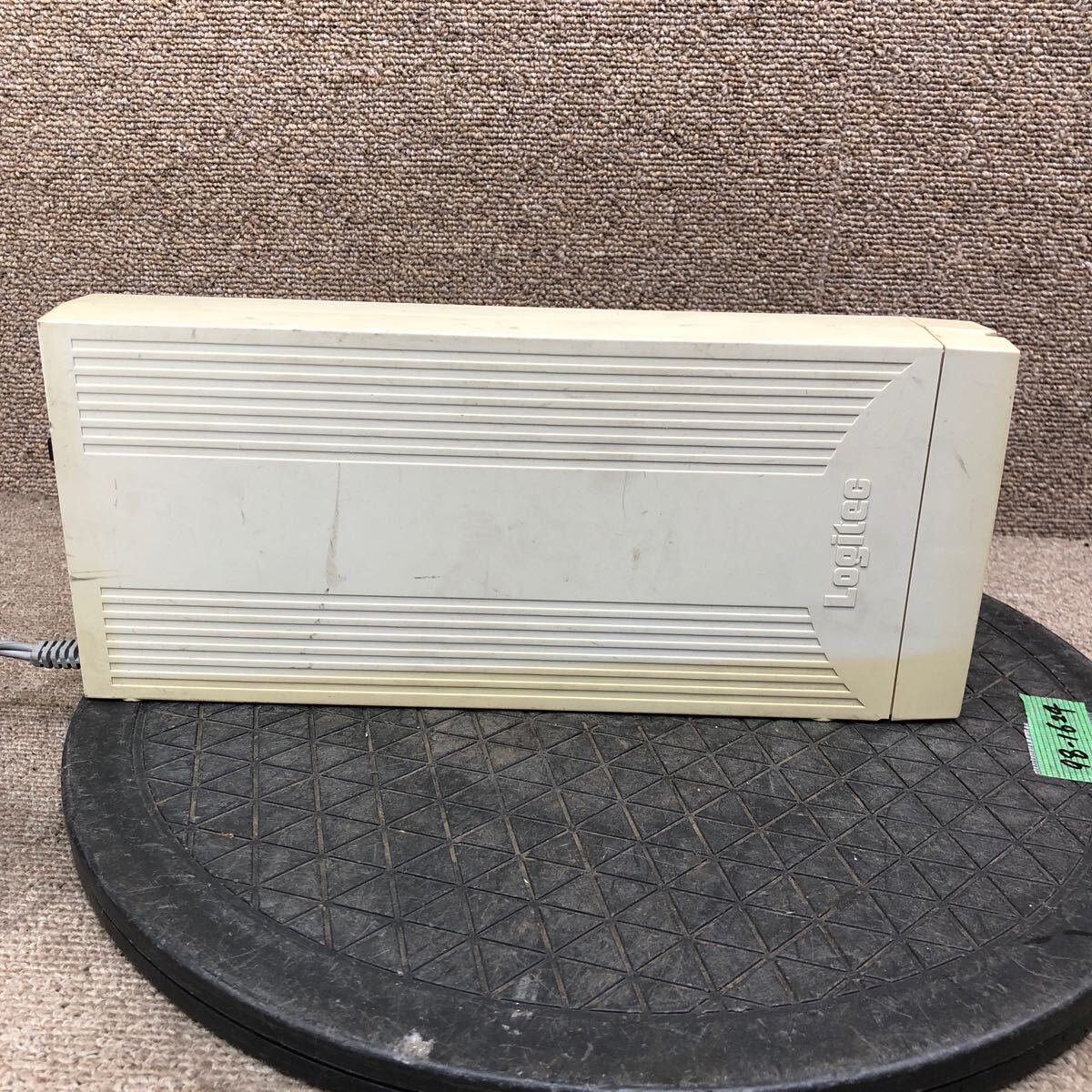 98-1624 激安 レトロPC パーツ 外付け MOドライブ 640MB Logitec LMO-640E SCSI 通電.電源オン.オフok ジャンク