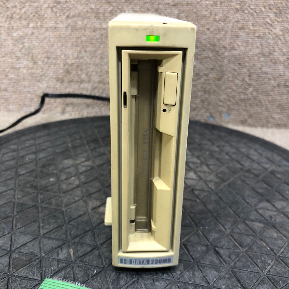 98-1625 激安 レトロPC パーツ 外付け MOドライブ 230MB IO DATA アイオーデータ MOF-230/98IIIP 通電.電源オン.オフok ジャンク