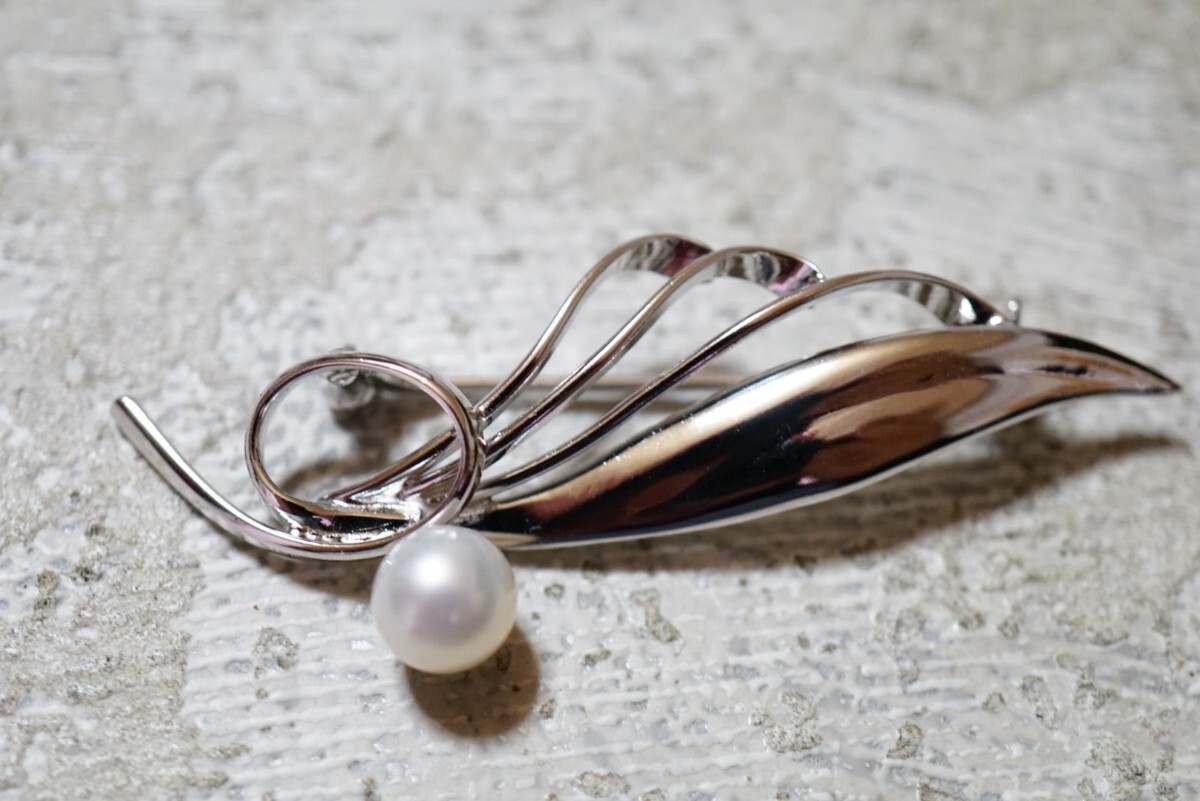 974 アコヤ真珠 本真珠 パール シルバー ブローチ ヴィンテージ アクセサリー SILVER刻印 冠婚葬祭 あこや 裝飾品