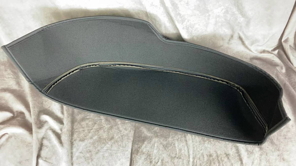 1円～！200系 ハイエース S-GL タイヤハウスカバー タイヤハウスレザーカバー 左右セット ブラックレザー 無(wú)地 標(biāo)準(zhǔn) ワイド対応 新品