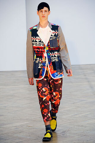 【良品】コムデギャルソンオムプリュス　龍?鳳凰柄プリントハーフパンツ　Comme des Garcons Homme Plus　サイズＸＳ