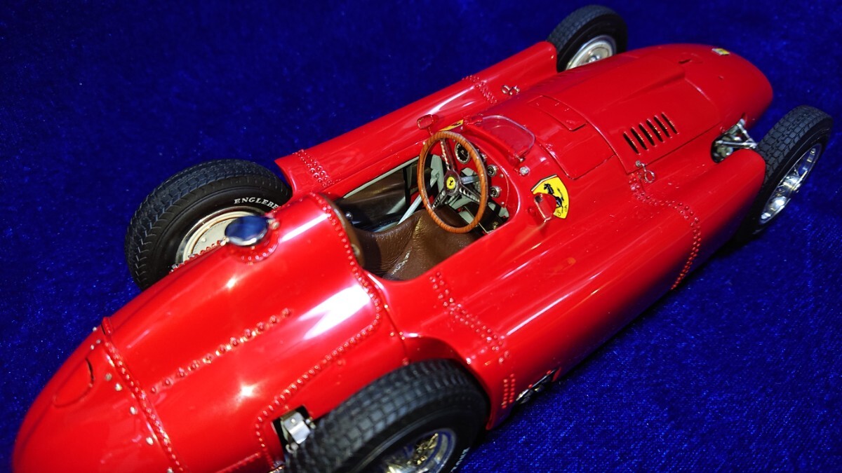 1/18 LANCIA FERRARI D50 1956 Scuderia Ferrari DS50 ランチア フェラーリ ファン?マヌエル?ファンジオ CMC ヴィットリオ?ヤーノ M-180