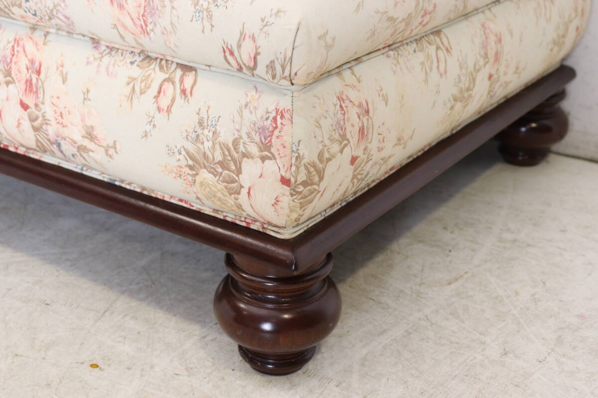 【ラルフローレン】高級フラワーファブリック張り 特大フットスツール／オットマン クラシック 大きな足置き バックや荷物置きにも使える