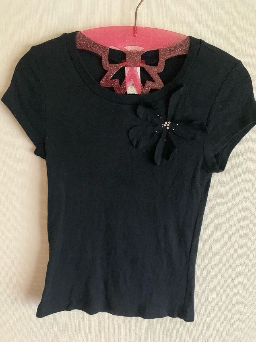 カットソー　ブラック　お花のワンポイント　Sサイズ 黒