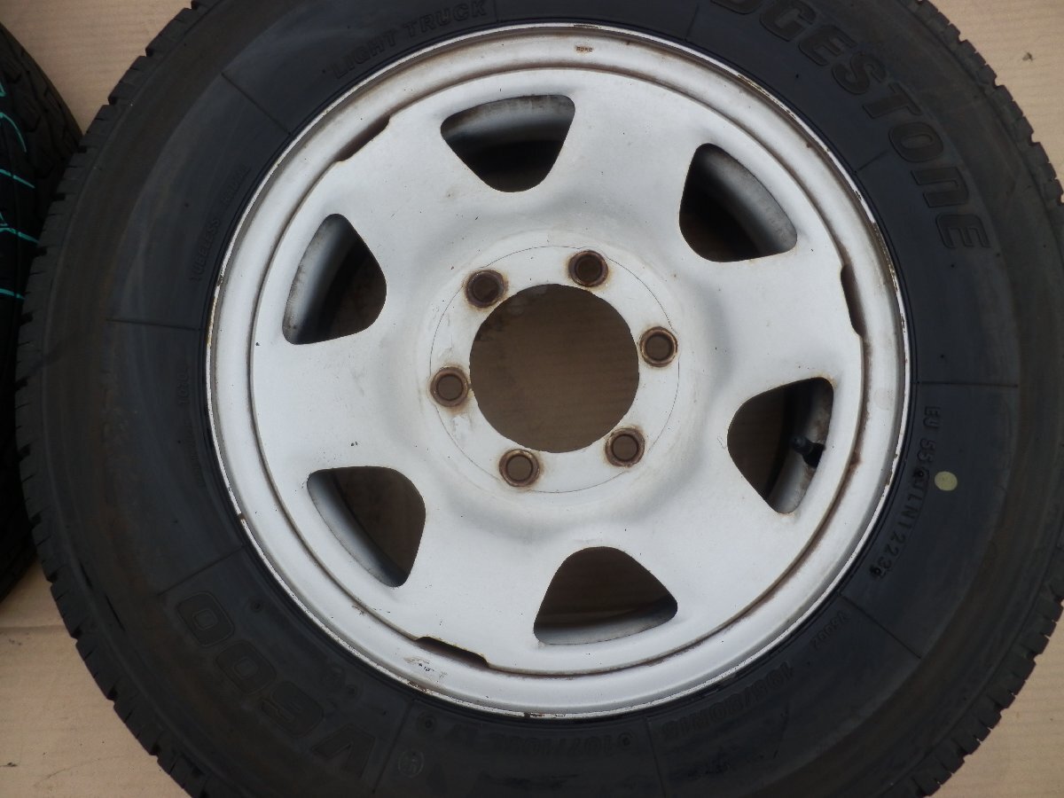 ハイエース195/80Ｒ15/ テツ＆ラジアル 4本組 6穴 BRIDGESTONE TY1301
