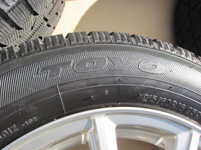 215/60R16　スタットレスタイヤ　　4本組 5穴　TOYO TY1194