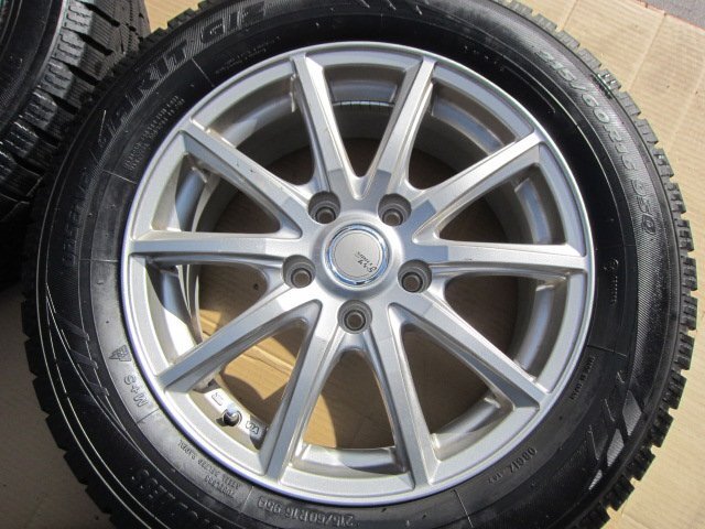 215/60R16　スタットレスタイヤ　　4本組 5穴　TOYO TY1194