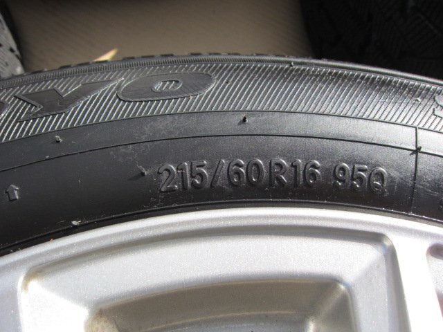 215/60R16　スタットレスタイヤ　　4本組 5穴　TOYO TY1194