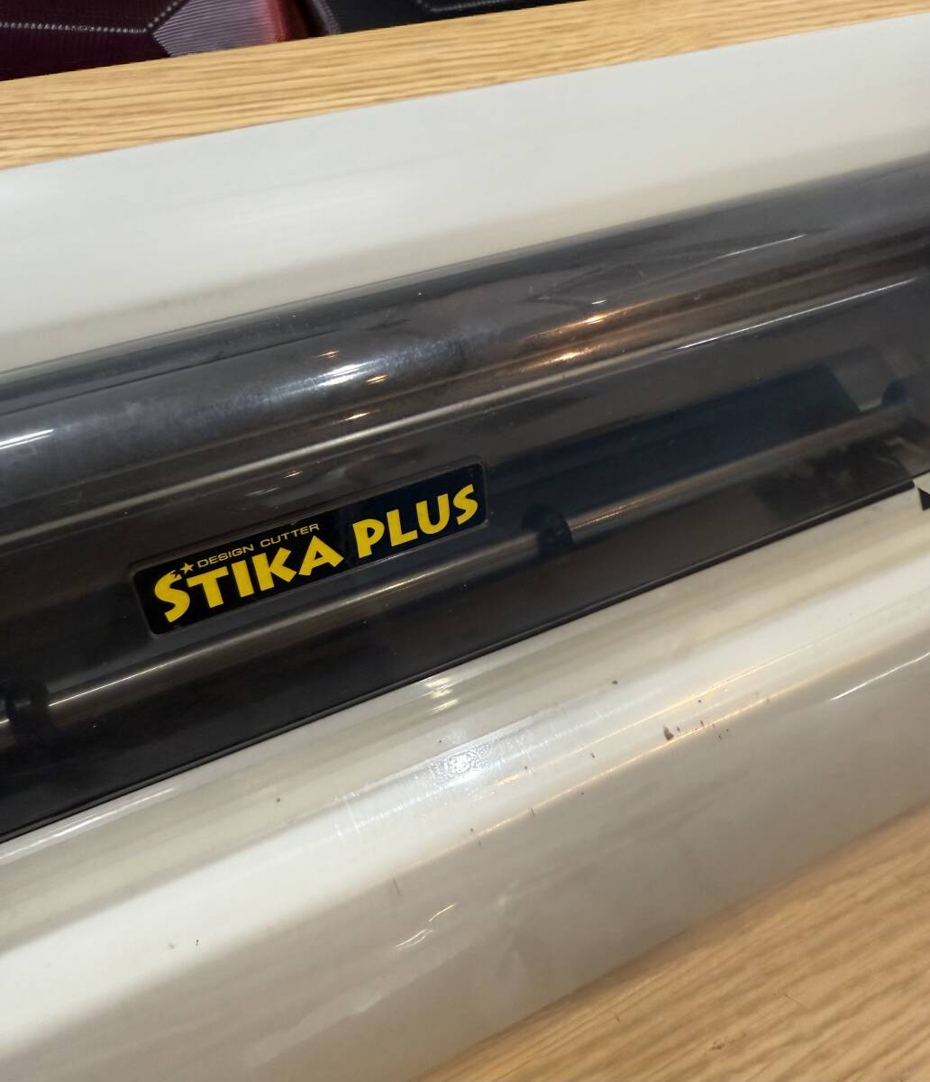 ROLAND　STIKA　PLUS　STX-8　カッティング　プロッタ　250mm幅　ローランド　ステカ　ステッカー作成　
