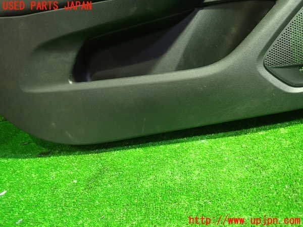 1UPJ-24201264]プジョー?208(P21HN05)左前ドア內(nèi)張り 中古