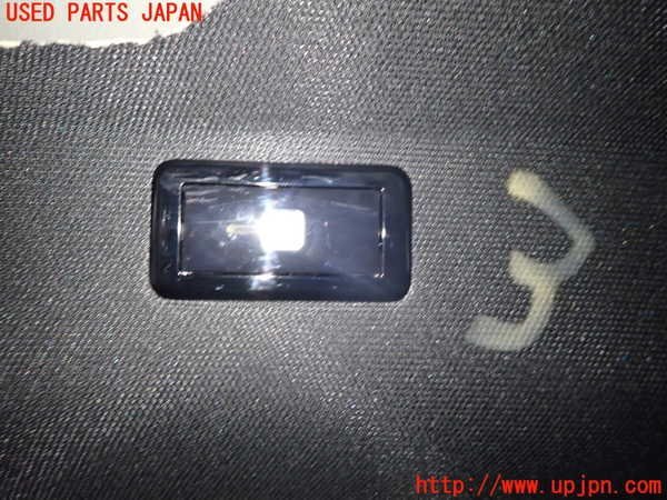1UPJ-24206413]プジョー?208(P21HN05)ルームランプ3 中古