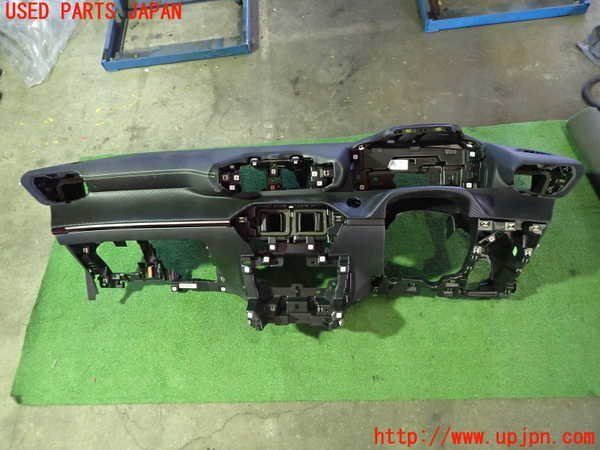 1UPJ-24207505]プジョー?208(P21HN05)ダッシュボード 中古
