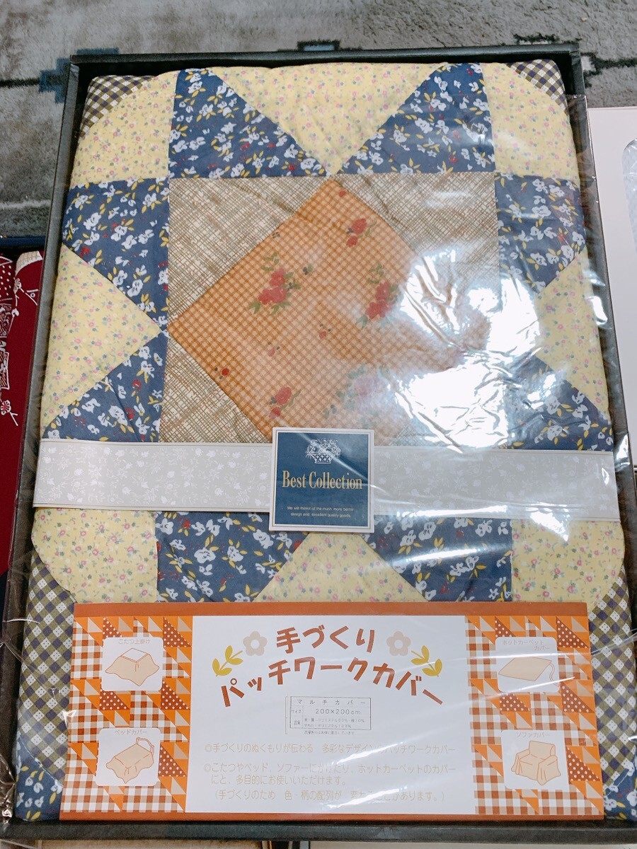 未使用長(zhǎng)期保管品 毛布 シーツ 類まとめて 座布団カバー こたつカバ― こたつ上掛け 寢具 ギフト 転売 輸出 施設(shè) 茨城県 0609か5 K 180
