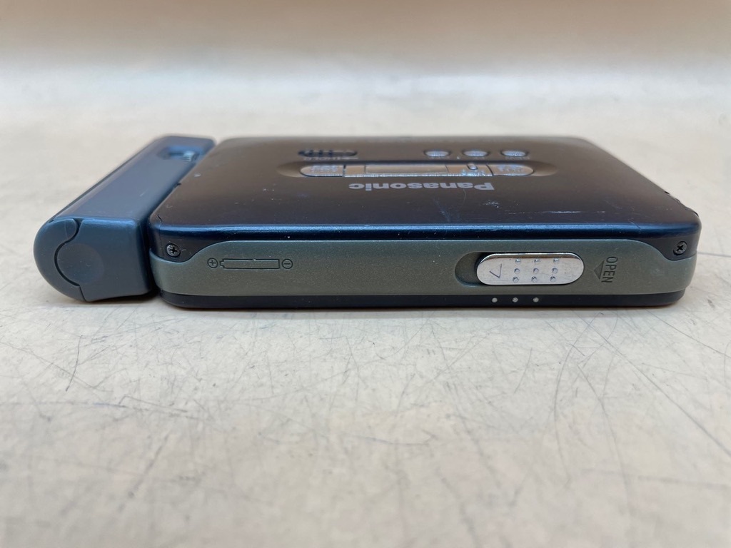 く367〔動作未確認〕Panasonic RQ-SX25V S-XBS カセットポータブルプレーヤー　 現(xiàn)狀品