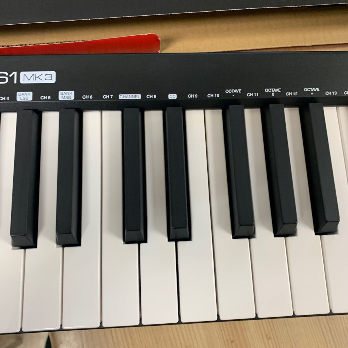 M-AUDIO KEYSTATION 61 MK3 простой рабочее состояние подтверждено MIDI клавиатура semi вес 