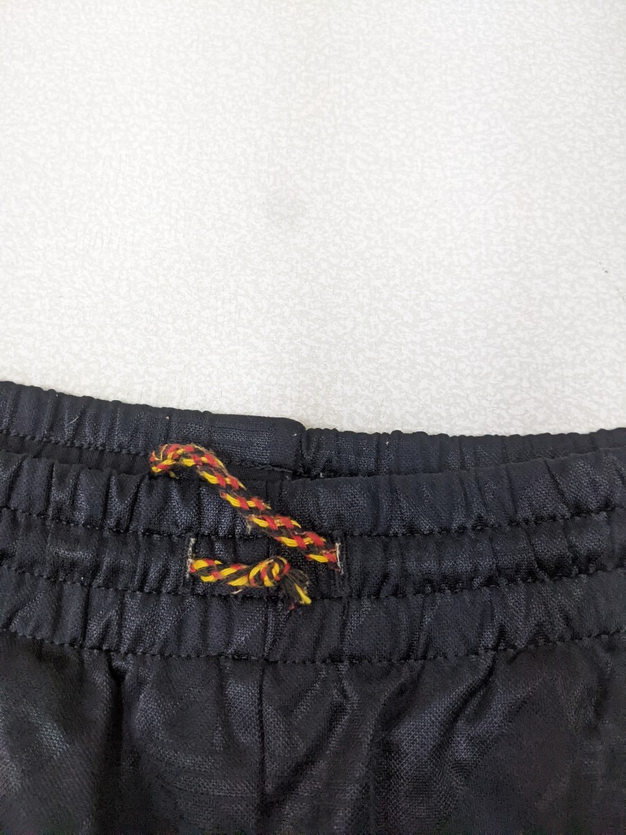 5. 90s adidas デサント制 アディダス 柄入り ヴィンテージ サッカー ユニフォーム パンツ ショーツ ショートパンツ ショーツ メンズO 602