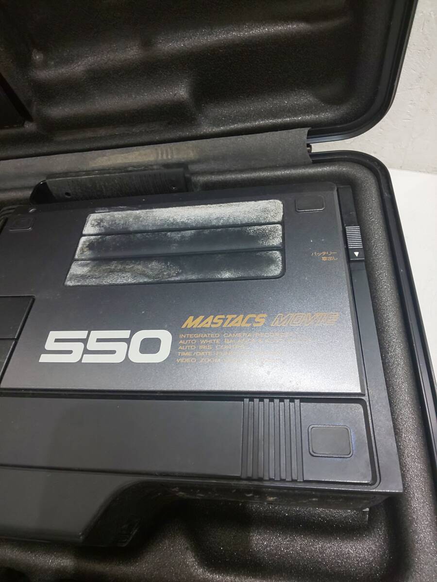 68462★中古 日立 HITACHI MASTACS MOVIE 550 カラービデオカメラ VM-550_画像2