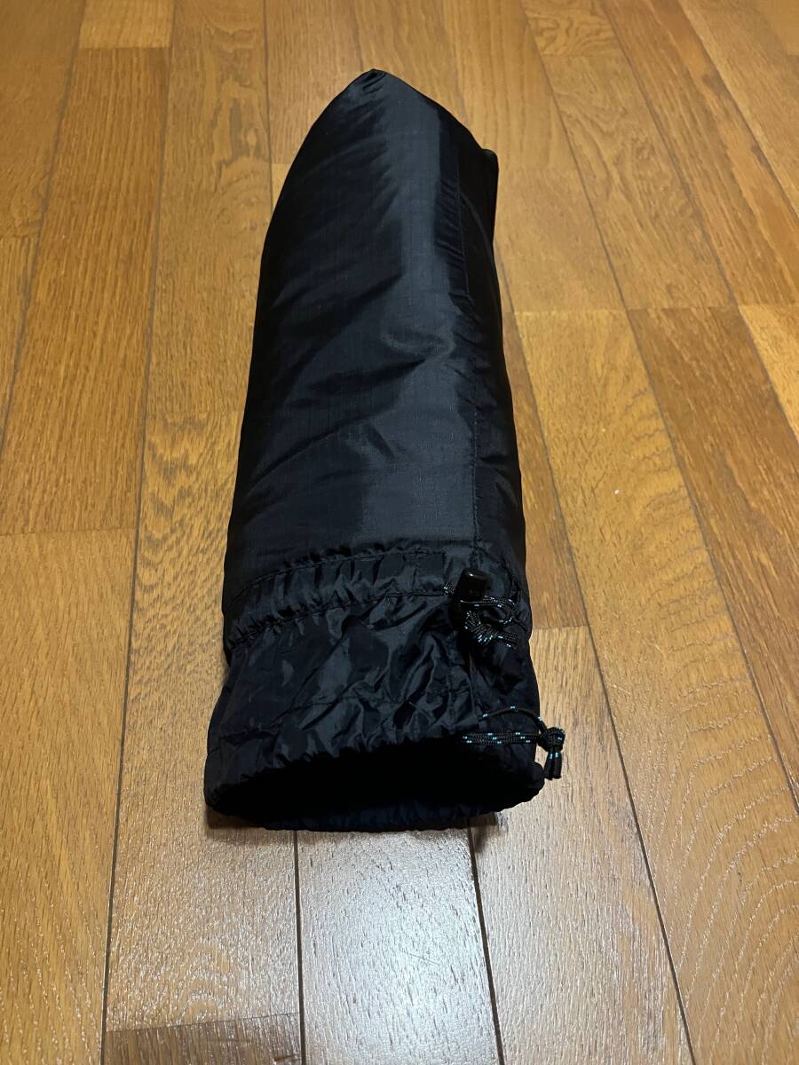 ゴアテックス　サイズＬ　メーカー名モンベル　未使用品です